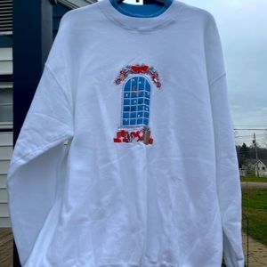 NWT B Wear Sports Crispy White Winter Holiday Sweatshirt